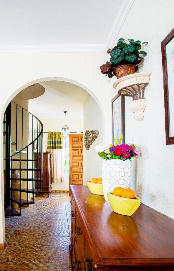 Villa Maria In El Rosario - Mit Sicht Auf Gibralta Marbella Eksteriør bilde