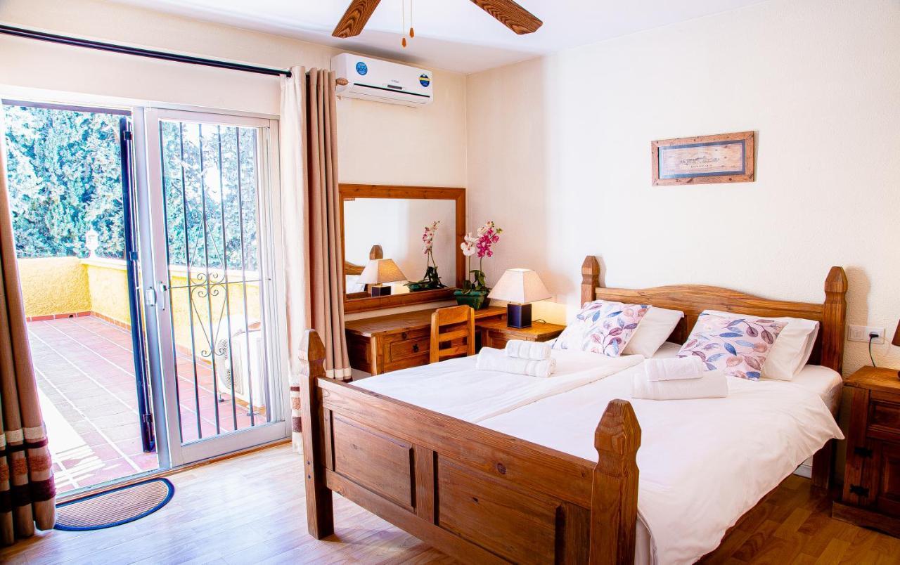 Villa Maria In El Rosario - Mit Sicht Auf Gibralta Marbella Eksteriør bilde