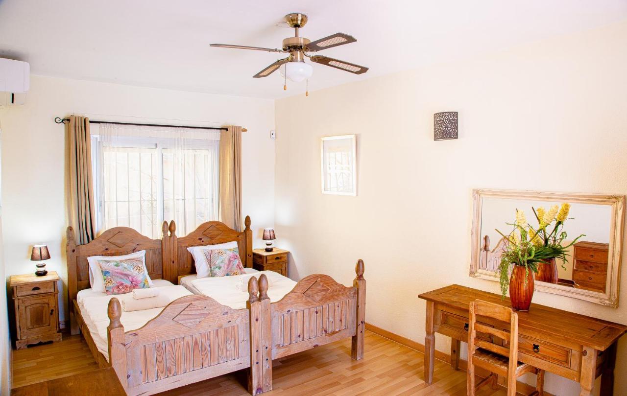 Villa Maria In El Rosario - Mit Sicht Auf Gibralta Marbella Eksteriør bilde